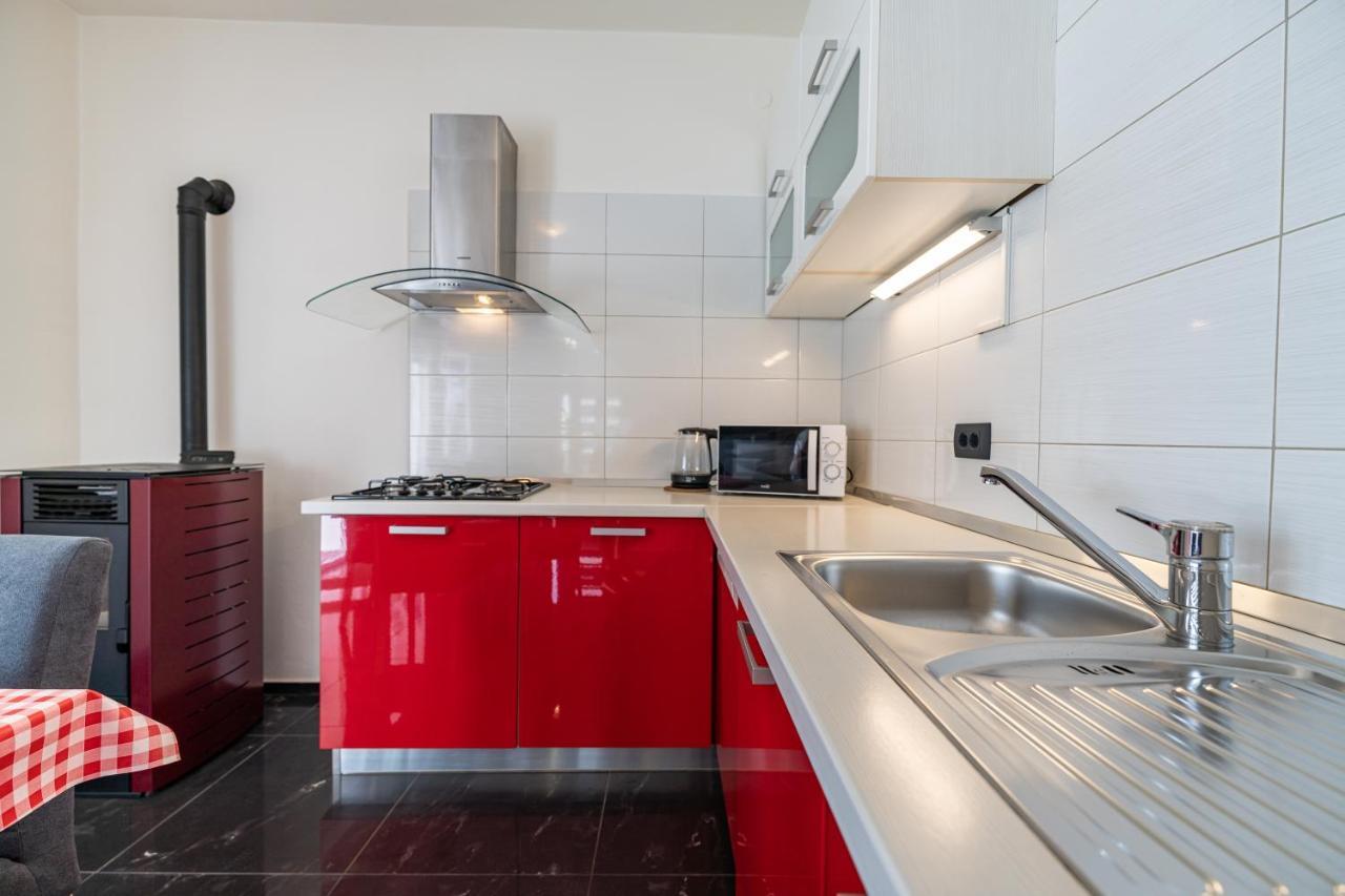 Apartment A & J Petrcane Esterno foto